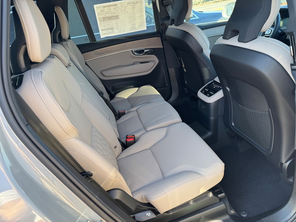 New 2026 Volvo XC90 B6 Plus 7-Seater SUV