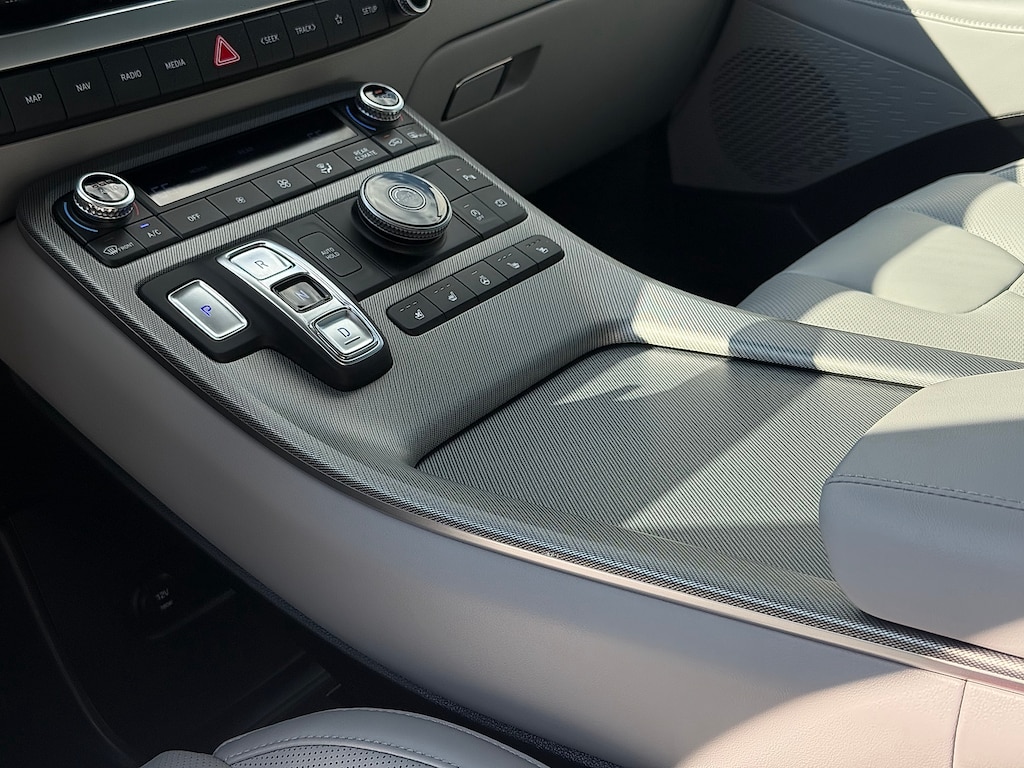 Used 2025 Hyundai Palisade SEL Premium SUV
