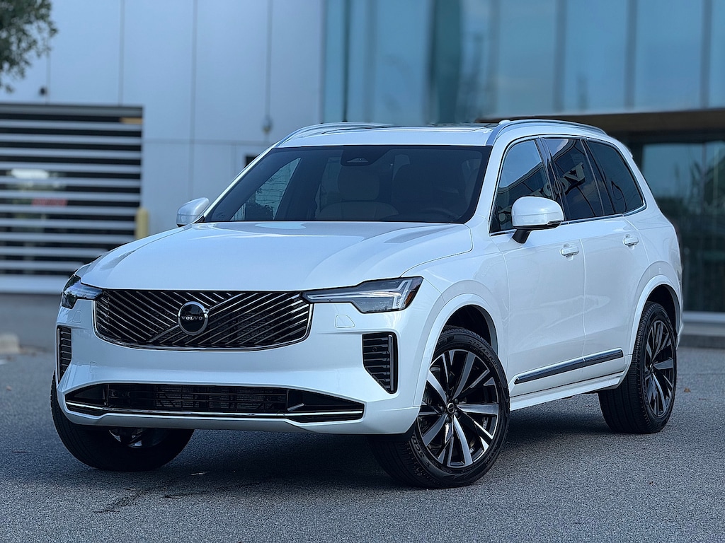 Certified 2025 Volvo XC90 B5 Core SUV