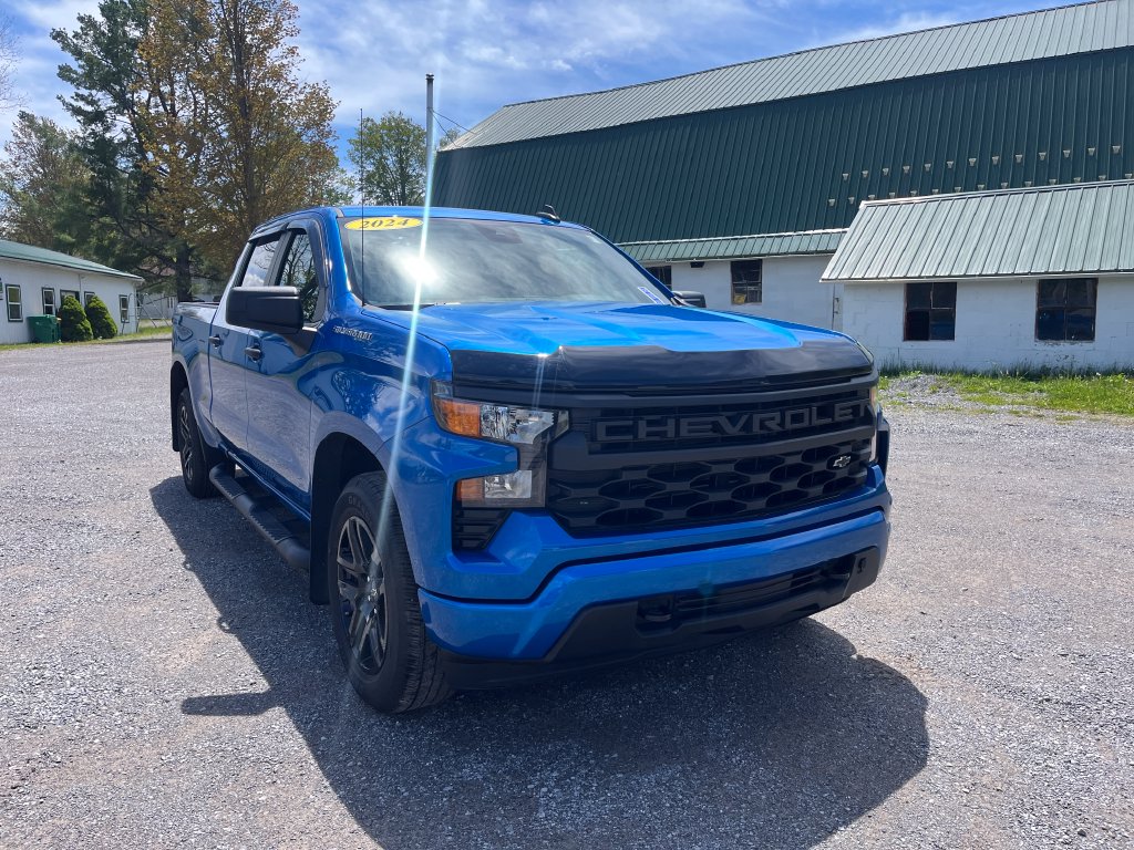 2024 Chevrolet Silverado 1500 Custom Truck