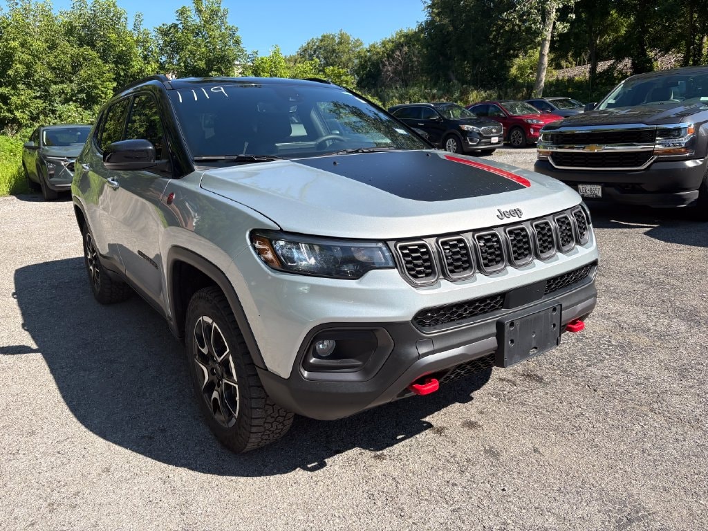 2025 Jeep Compass Trailhawk