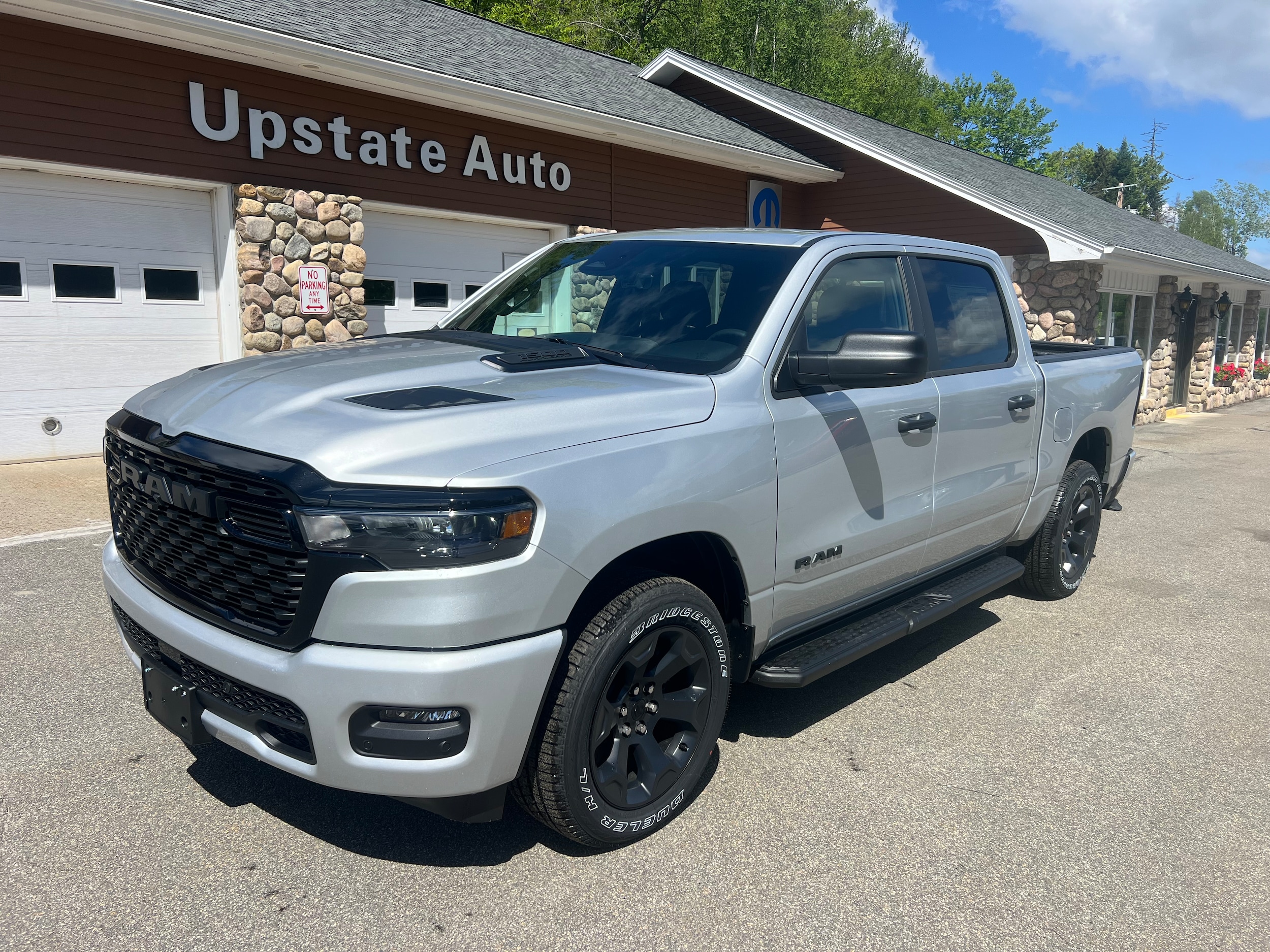 2026 RAM 1500 Pickup Express