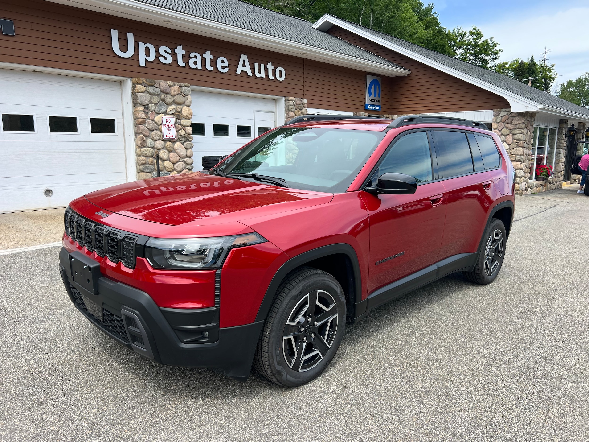 2026 Jeep Cherokee Laredo