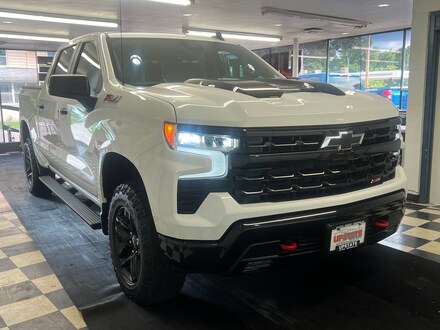 2023 Chevrolet Silverado 1500 LT Trail Boss Truck Crew Cab