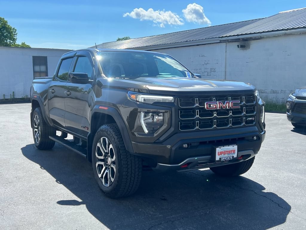 2024 GMC Canyon AT4