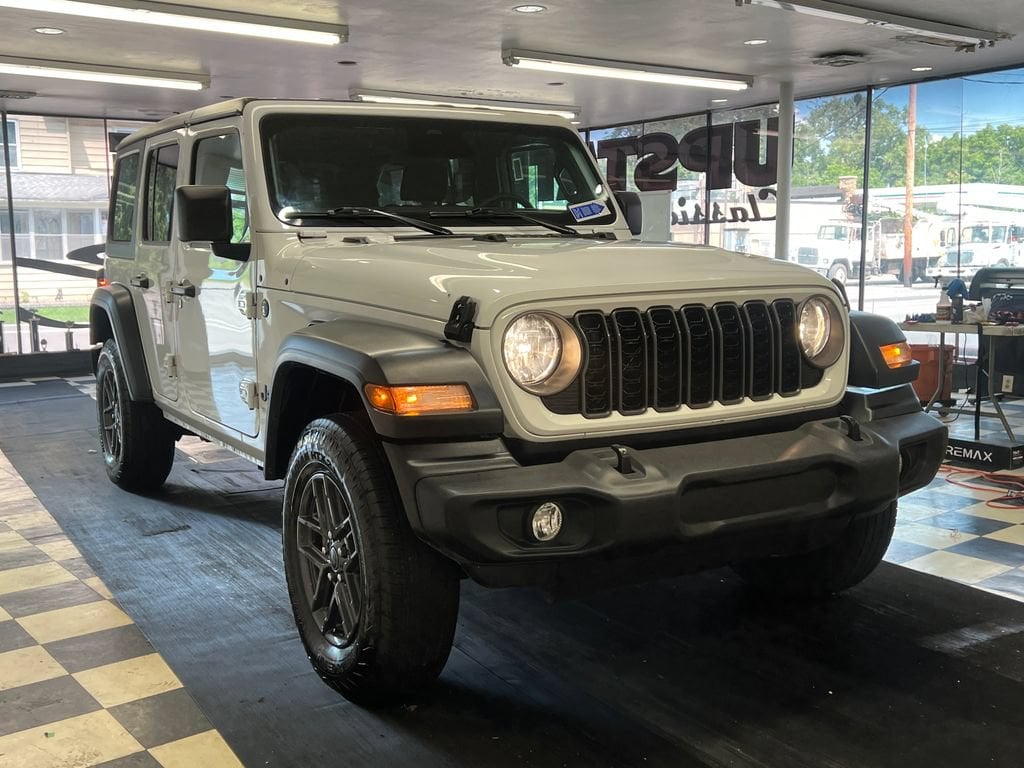 2025 Jeep Wrangler 4-Door