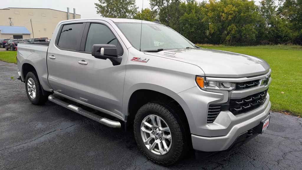 2022 Chevrolet Silverado 1500 Truck Crew Cab 