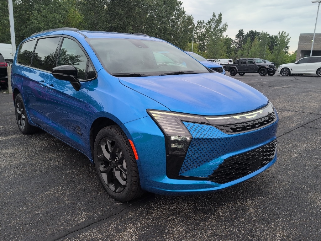 New 2027 Chrysler Pacifica Select Passenger Van