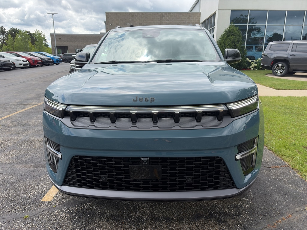 New 2026 Jeep Grand Wagoneer Limited Reserve Sport Utility