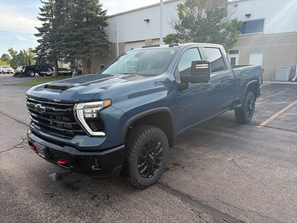 New 2026 Chevrolet Silverado LT Crew Cab