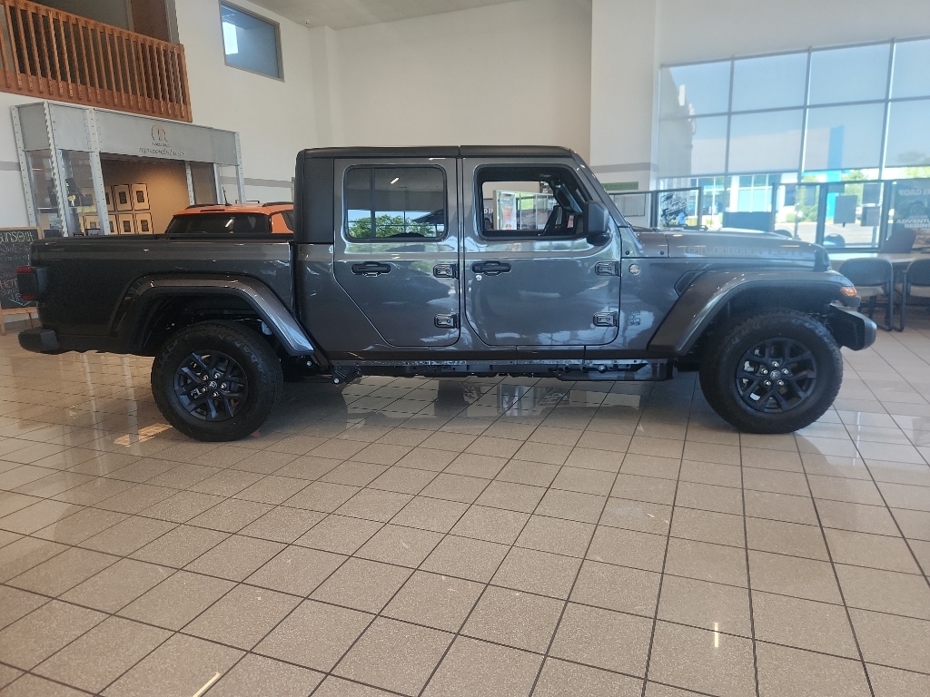 New 2026 Jeep Gladiator 85th Anniversary Edition Crew Cab