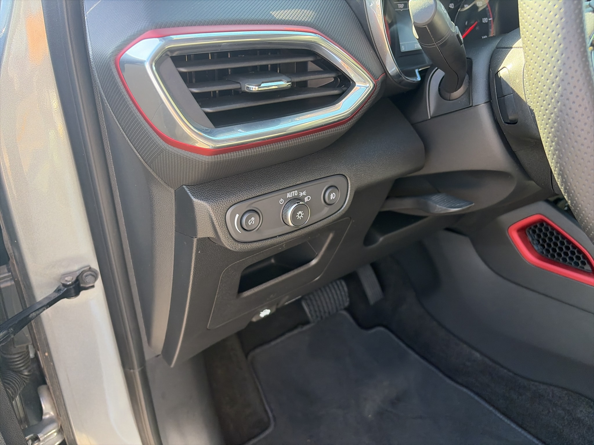 2023 Chevrolet TrailBlazer RS - Photo 19