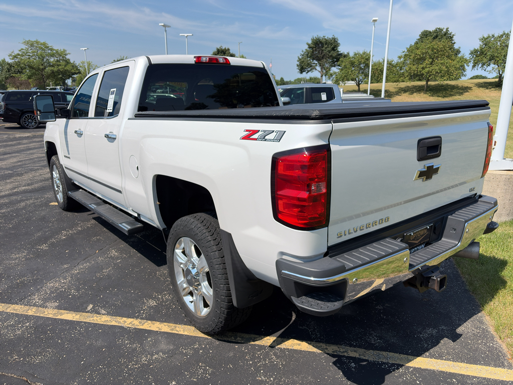 2019 Chevrolet Silverado 2500HD LTZ - Photo 7