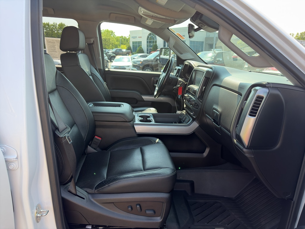 2019 Chevrolet Silverado 2500HD LTZ - Photo 15