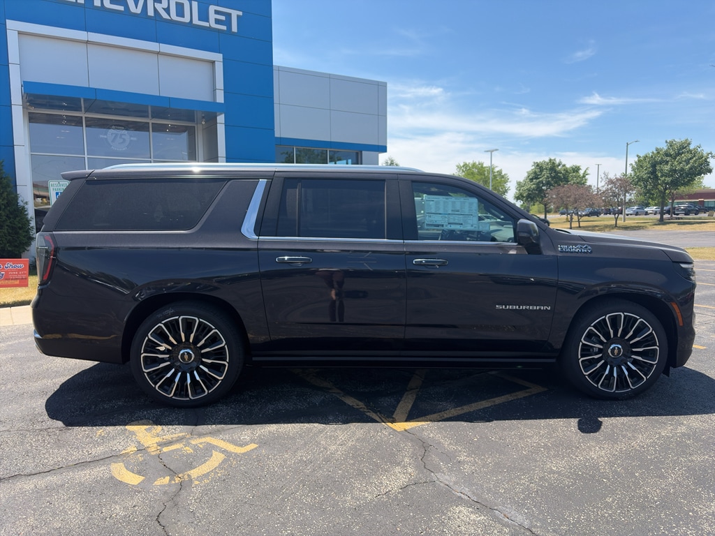 2026 Chevrolet Suburban High Country - Photo 8