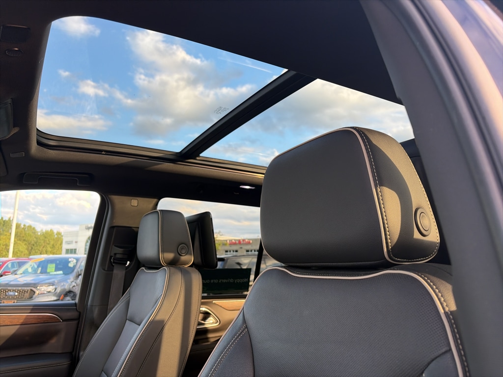 2023 Chevrolet Tahoe Premier - Photo 25