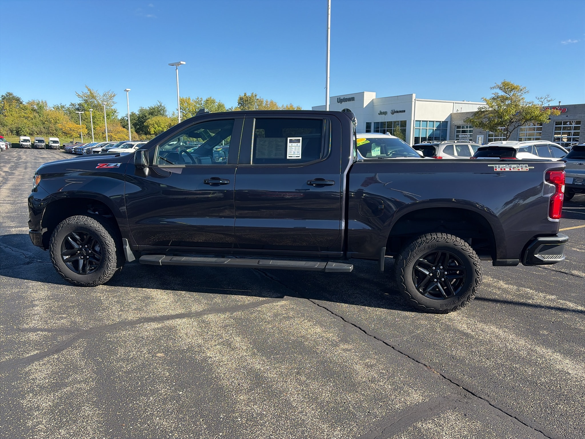 2024 Chevrolet Silverado 1500 LT Trail Boss - Photo 8