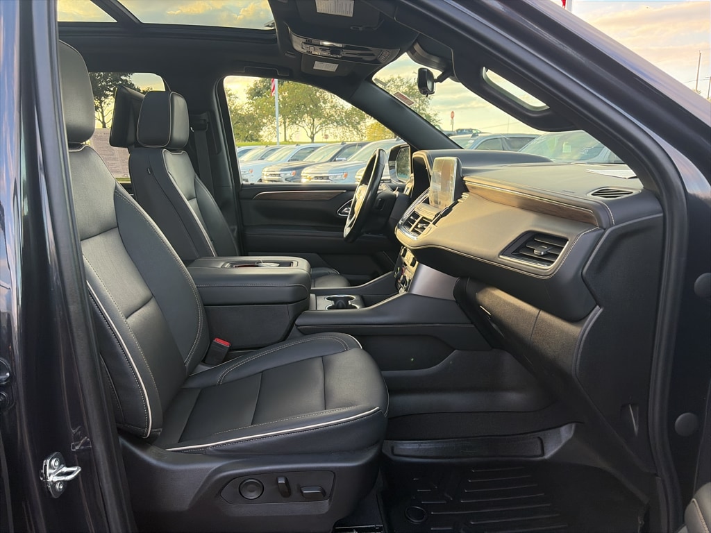 2023 Chevrolet Tahoe Premier - Photo 16