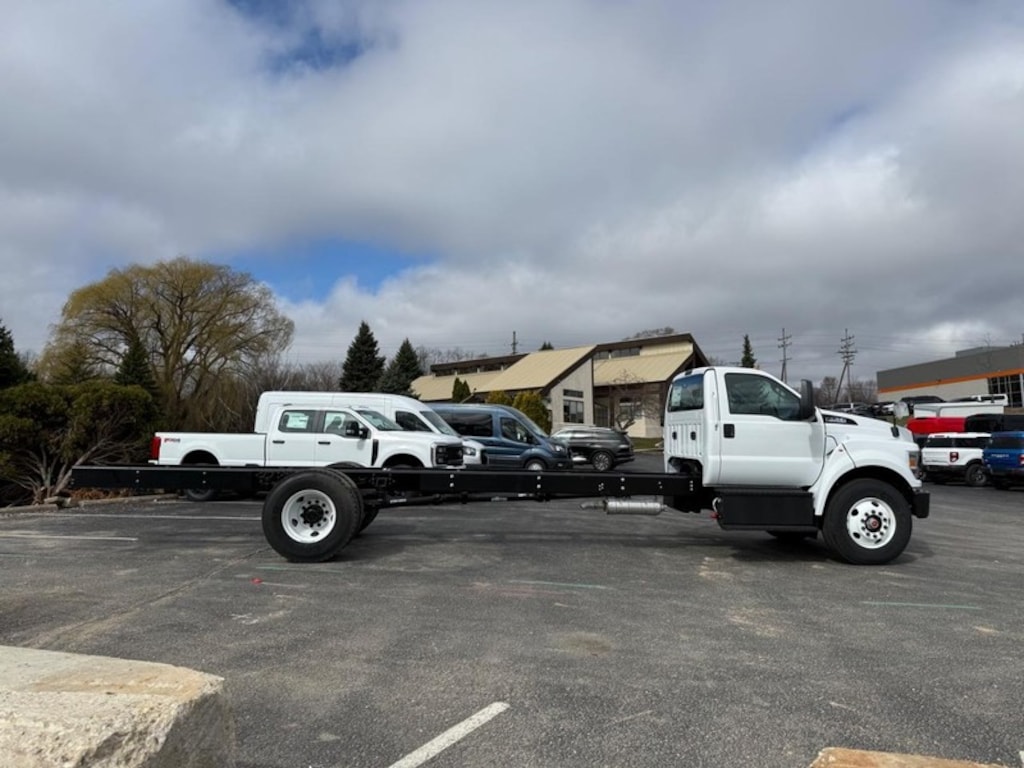 New 2027 Ford F-750 Straight Frame Gas Reg Cab Truck