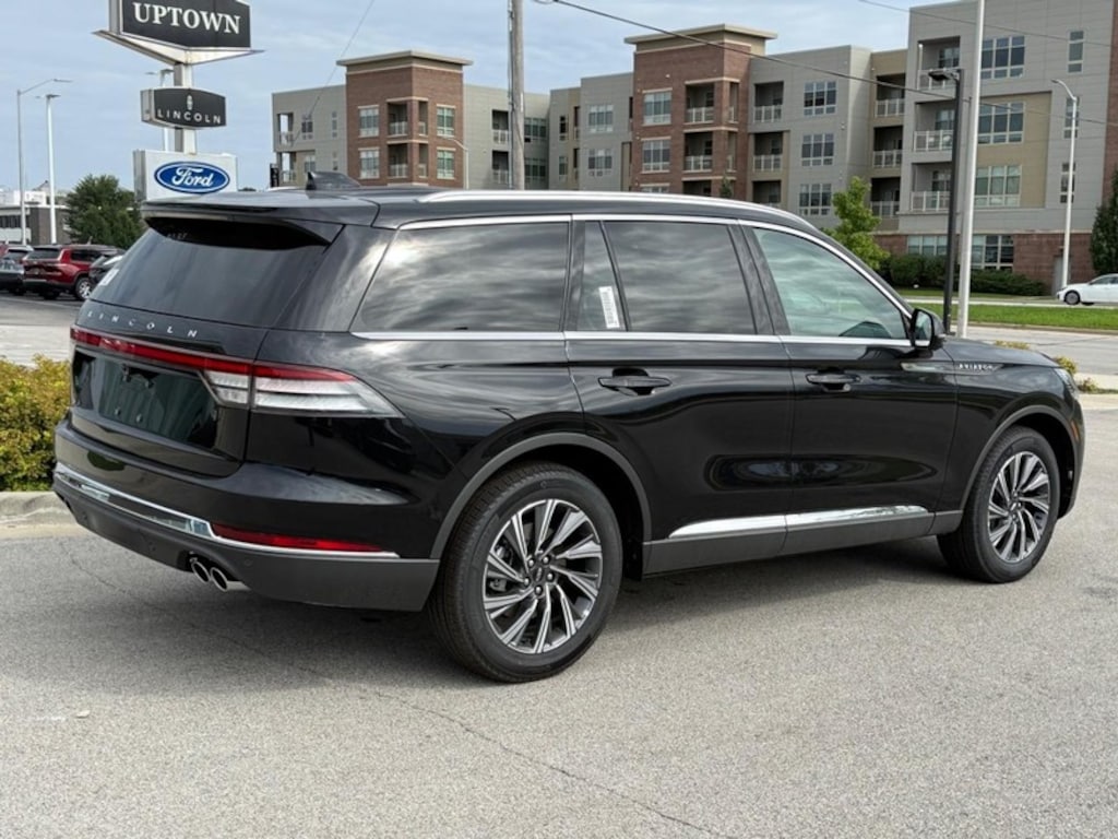 New 2026 Lincoln Aviator Premiere AWD SUV