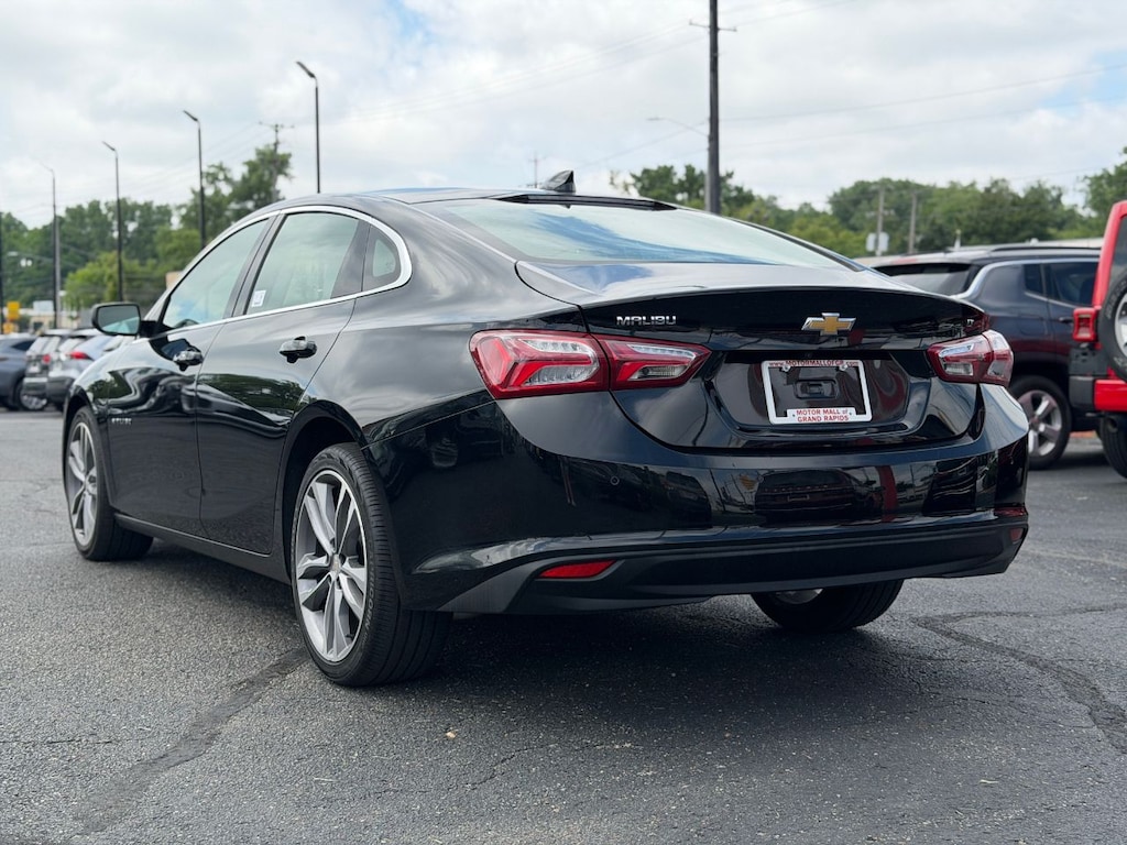 Used 2024 Chevrolet Malibu 2LT Sedan