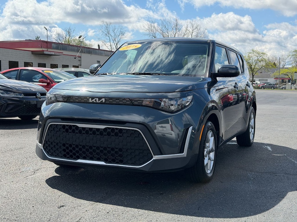 Used 2025 Kia Soul Hatchback