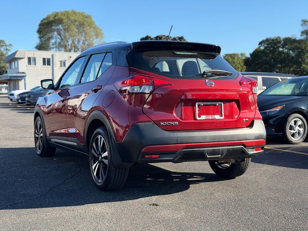 Used 2019 Nissan Kicks SUV
