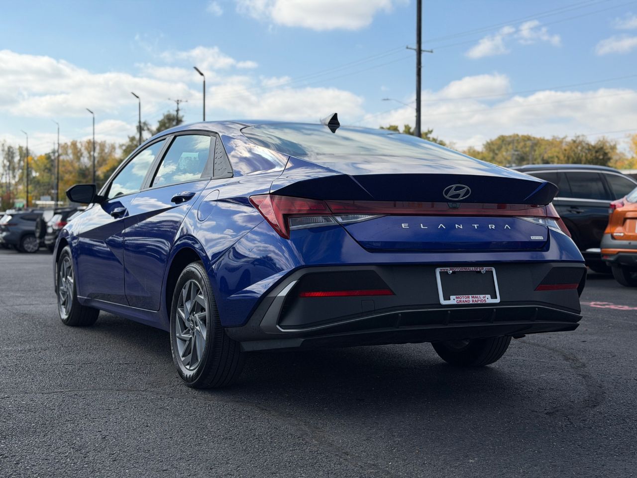 Used 2026 Hyundai Elantra Hybrid Sedan