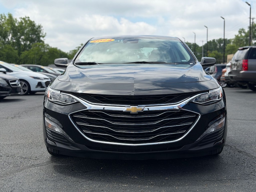 Used 2024 Chevrolet Malibu 2LT Sedan