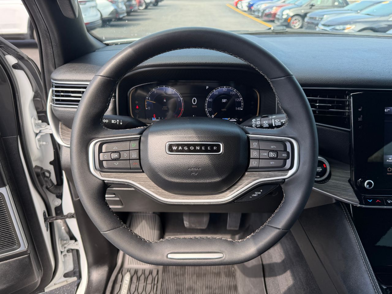 2024 Jeep Wagoneer L Series II - Photo 22