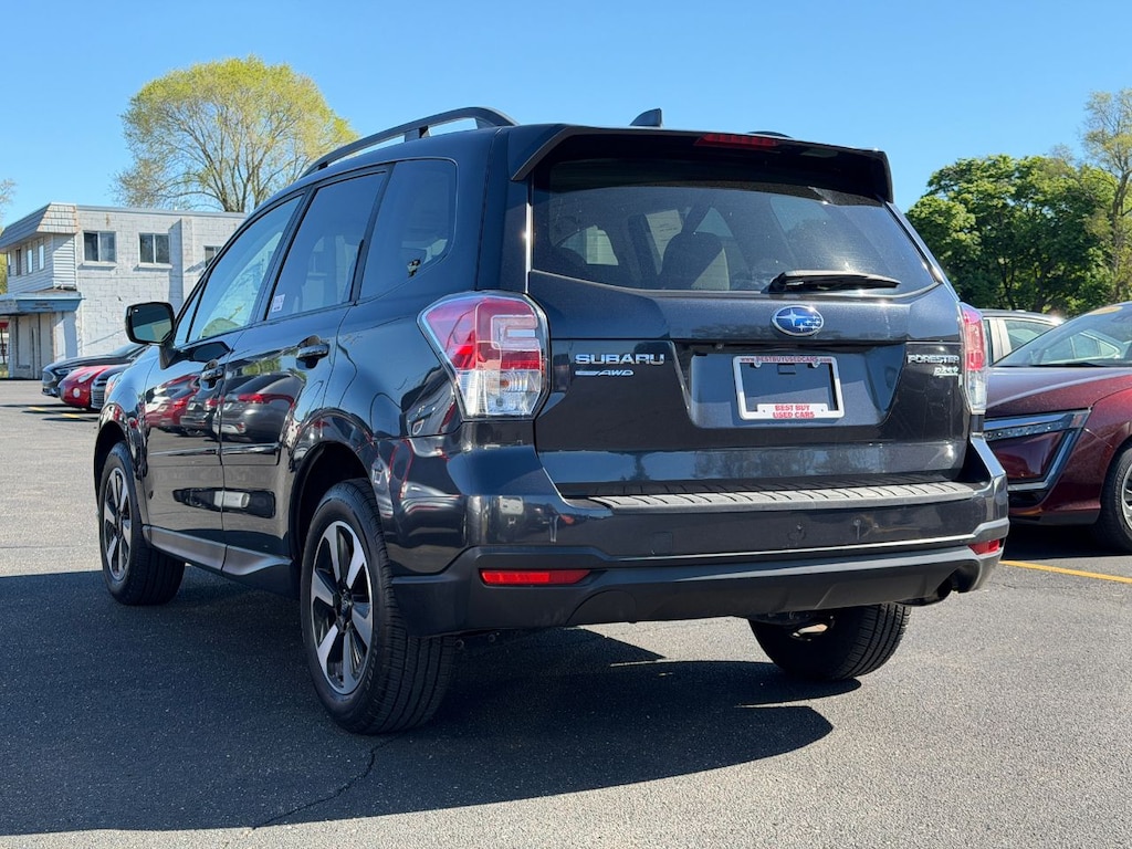 Used 2017 Subaru Forester 2.5i Premium SUV