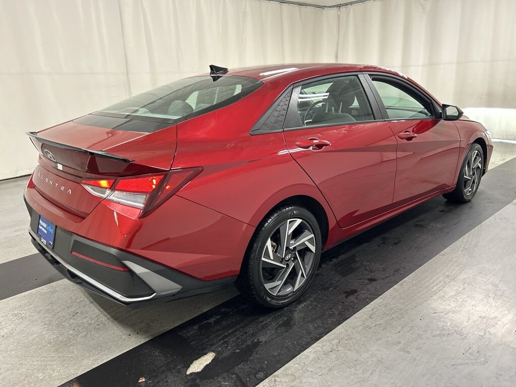Certified 2025 Hyundai Elantra SEL Sport Sedan