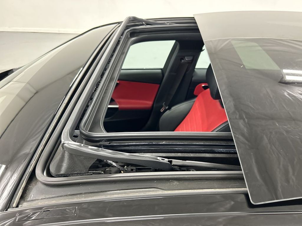 2024 Mercedes-Benz C-Class Sedan AMG C43 - Photo 20