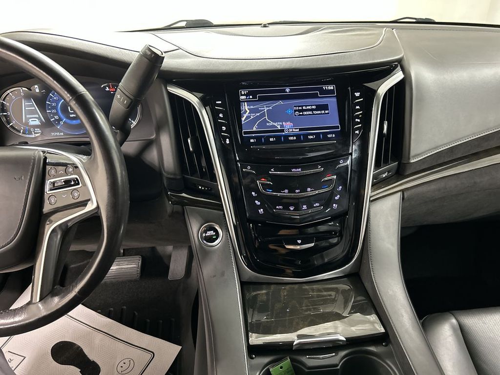 2020 Cadillac Escalade Platinum - Photo 18