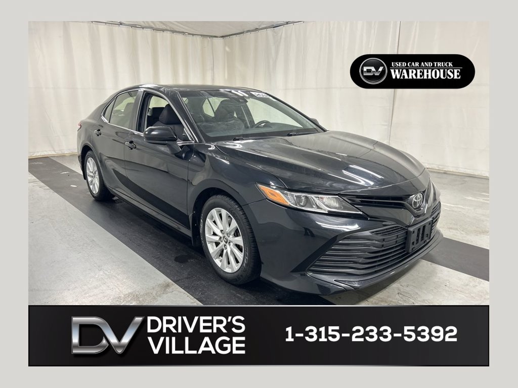 2018 Toyota Camry LE FWD photo