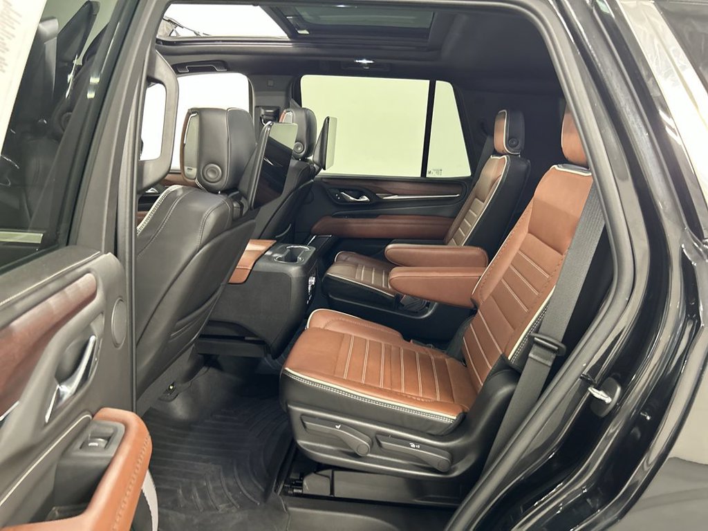2023 GMC Yukon Denali Ultimate - Photo 19