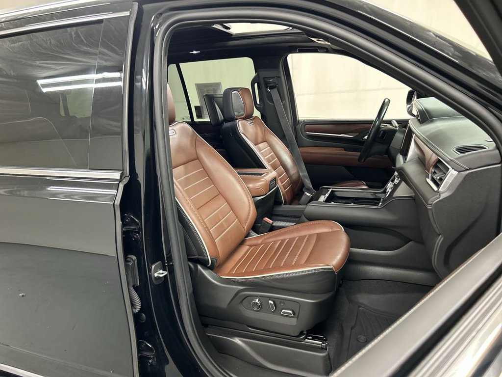2023 GMC Yukon Denali Ultimate - Photo 23