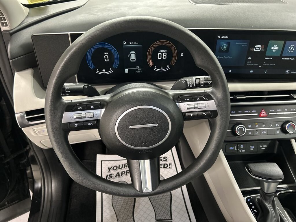 Certified 2025 Hyundai Tucson SE SUV