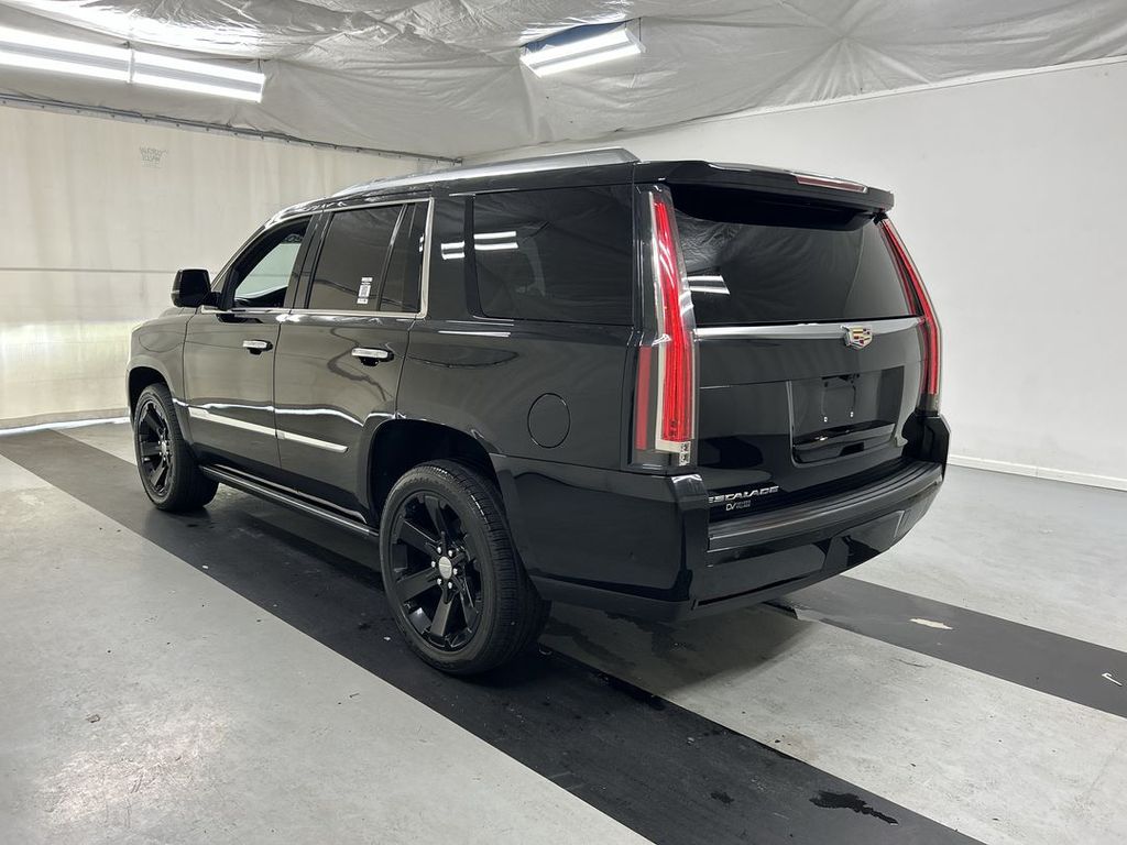 2020 Cadillac Escalade Platinum - Photo 6