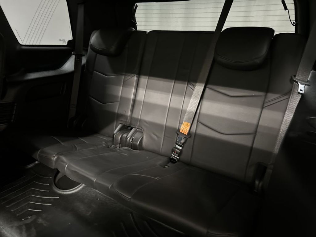2020 Cadillac Escalade Platinum - Photo 20