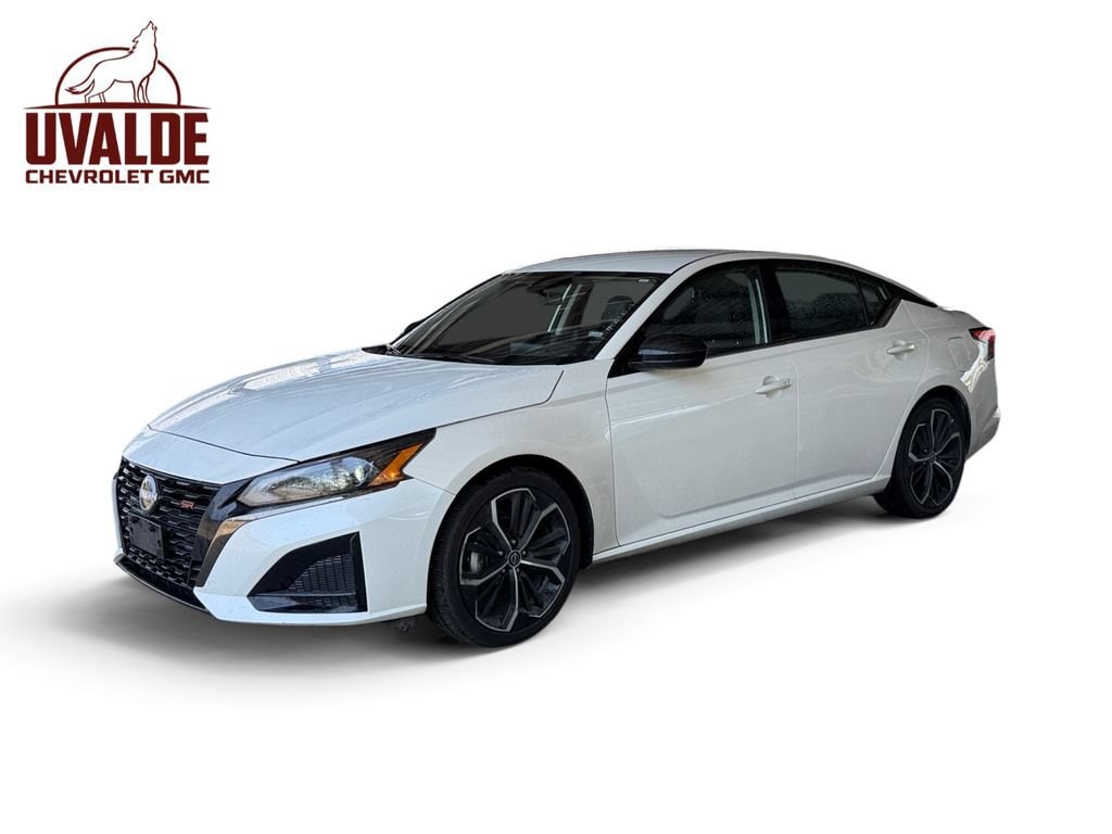 Used 2024 Nissan Altima 2.5 SR Sedan