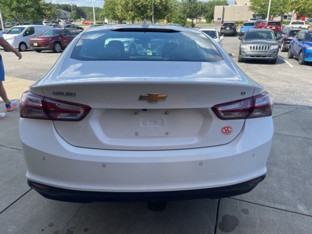 Used 2022 Chevrolet Malibu LT Sedan