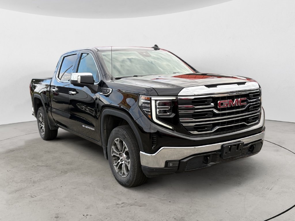 Used 2025 GMC Sierra 1500 SLT Truck