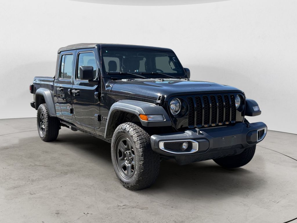 Used 2023 Jeep Gladiator Sport Truck