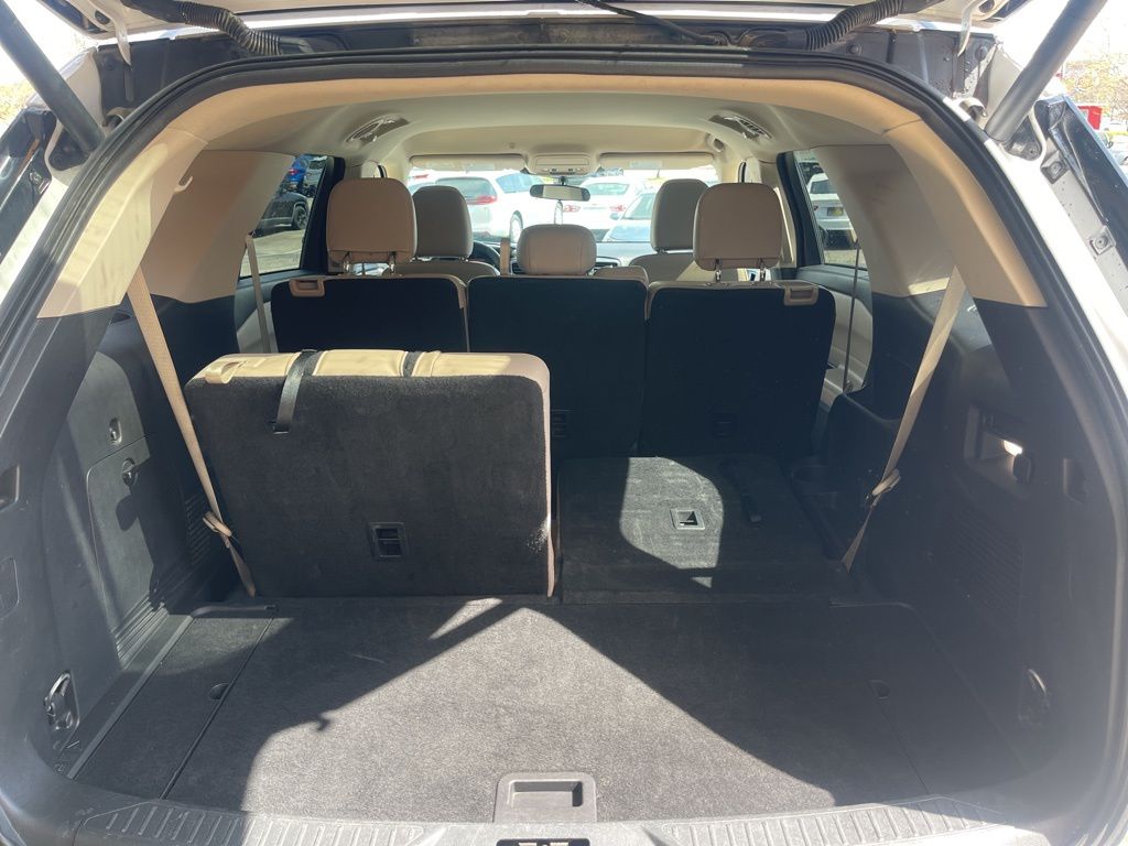 2023 Ford Explorer XLT - Photo 16