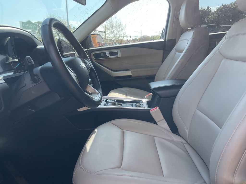 2023 Ford Explorer XLT - Photo 14