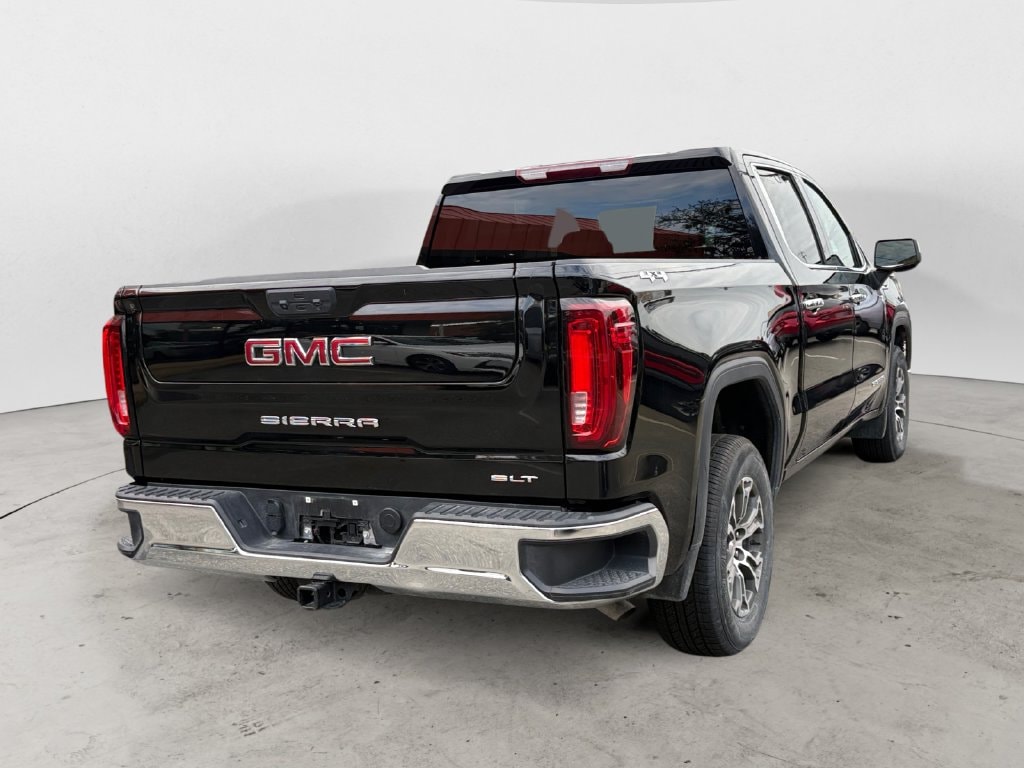 Used 2025 GMC Sierra 1500 SLT Truck
