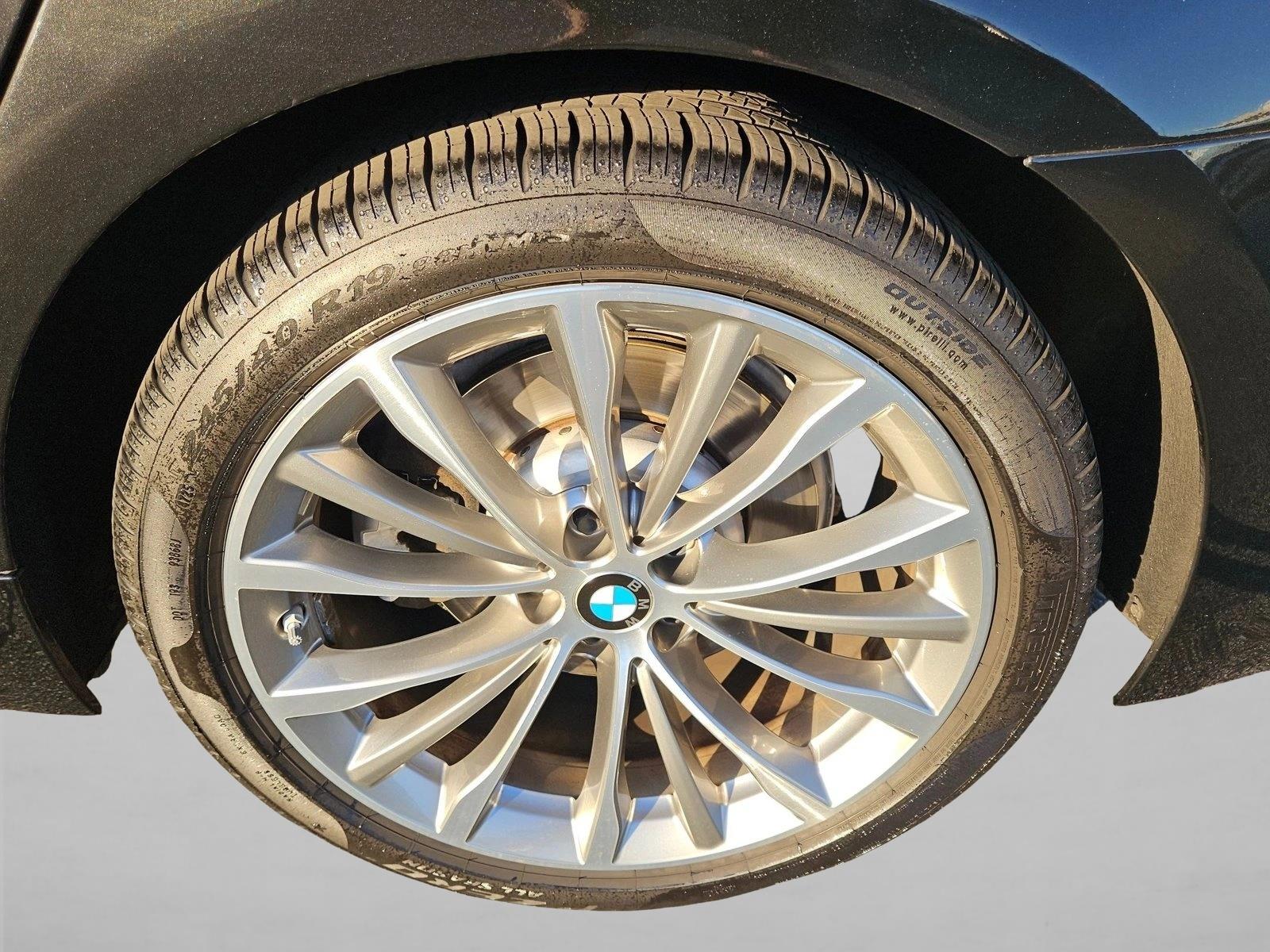 2023 BMW 5 Series 530i - Photo 25