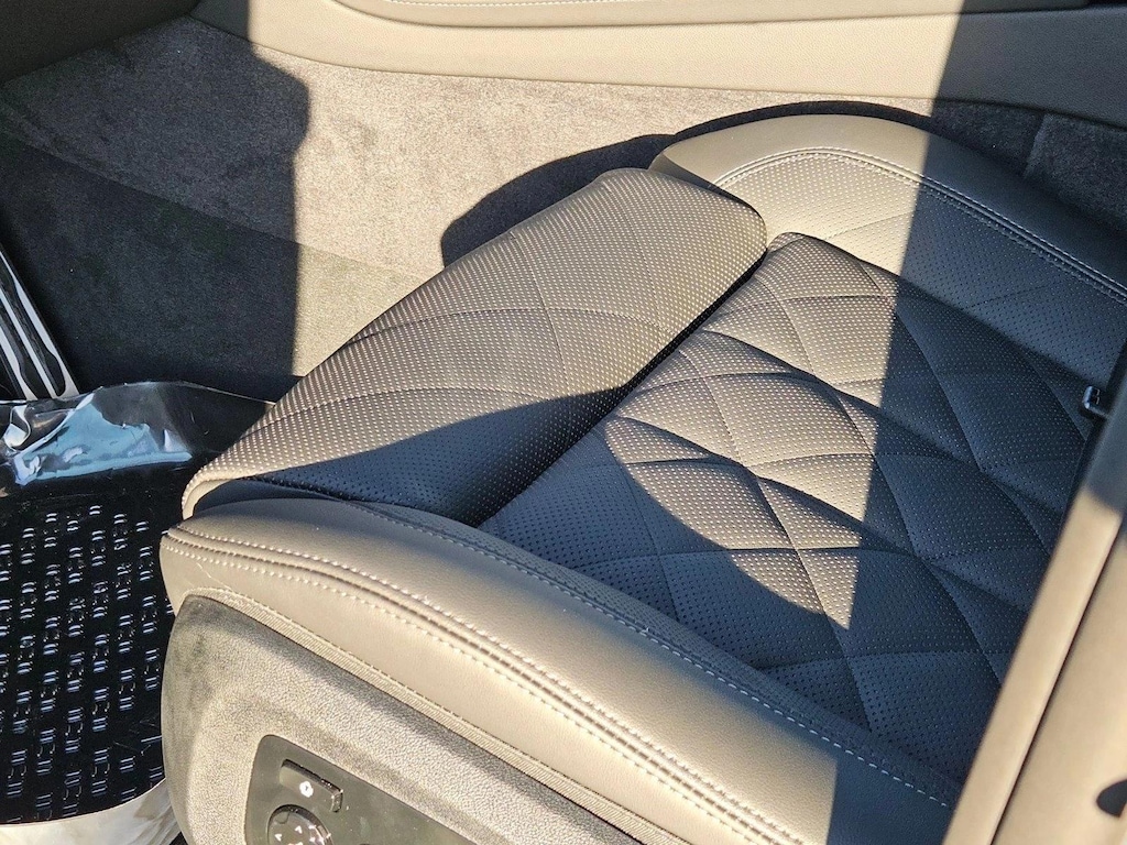 New 2027 BMW X7 xDrive40i SUV