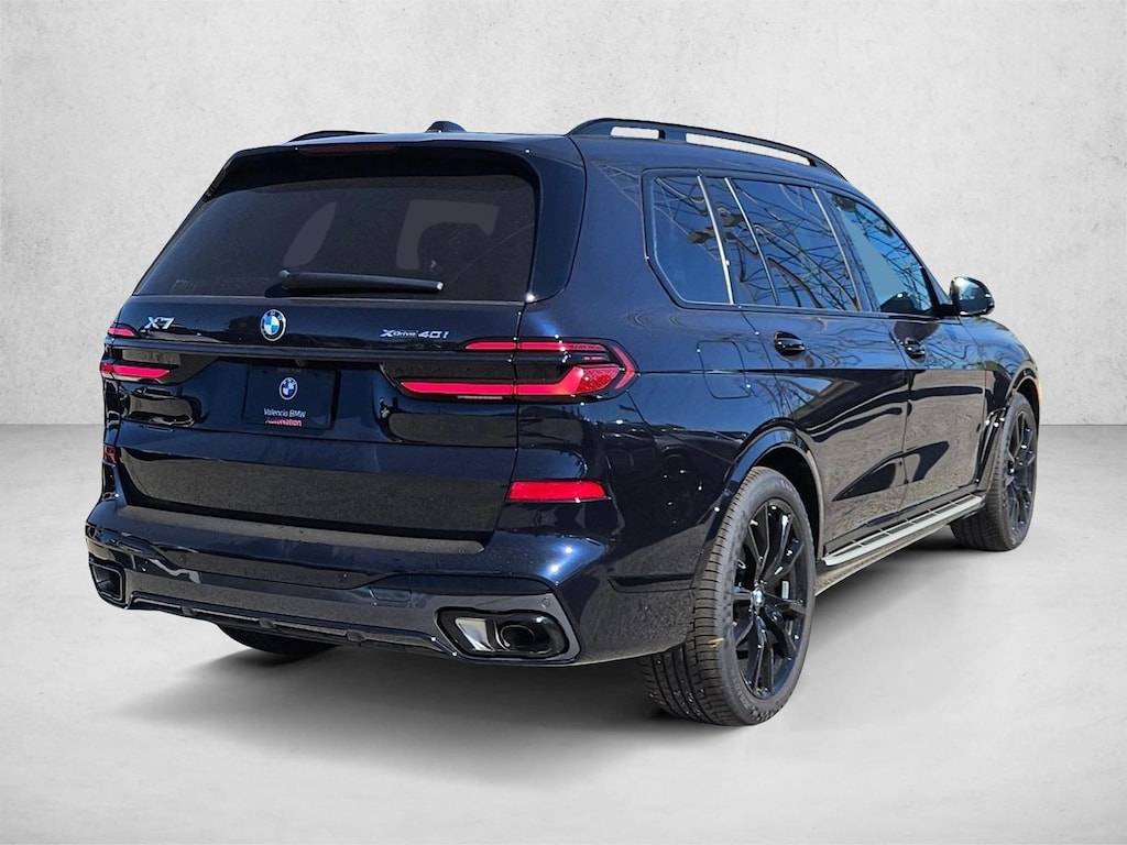 New 2027 BMW X7 xDrive40i SUV